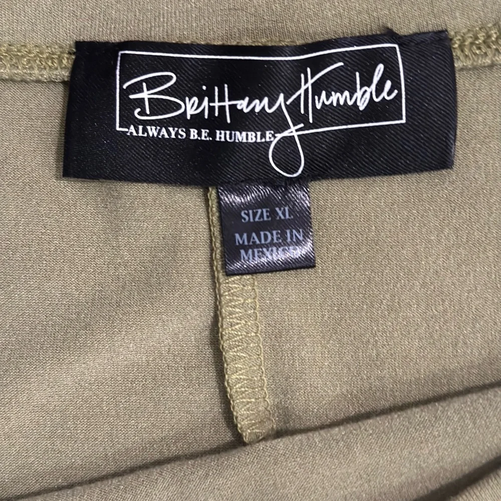 Brittany Humble B.E. Ready Dolman Sleeve MIDI Dress in Olive Green - Picture 2 of 7